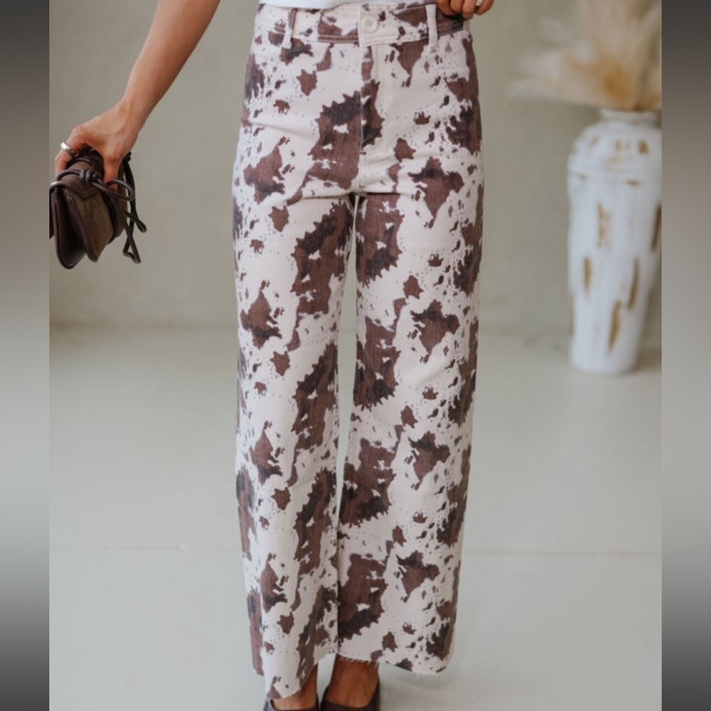 These Three Boutique 
Brown and Cream Patterned Pants